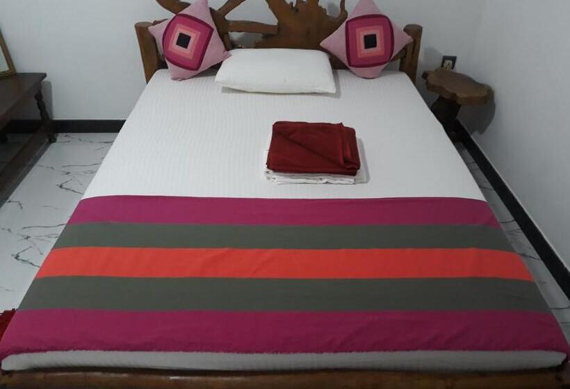 스탠다드 싱글 룸, Hewage Resort