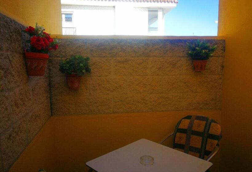 Номер Стандарт Внутренний, Hostal La Estacion