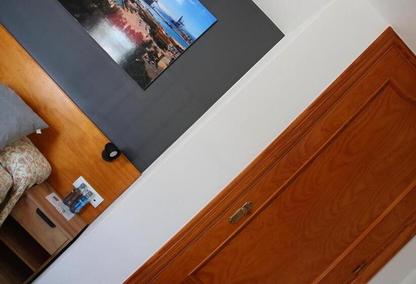 Номер Стандарт, Hostal La Estacion