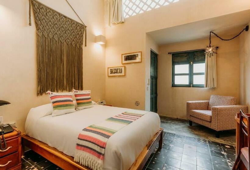 Quarto Deluxe com Sacada, Waye
