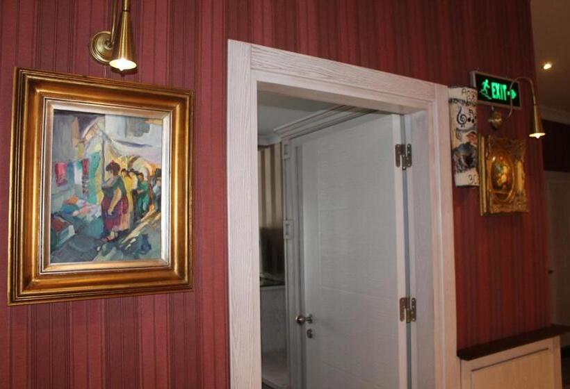 اتاق استاندارد یک نفره, Bella View Art Boutique