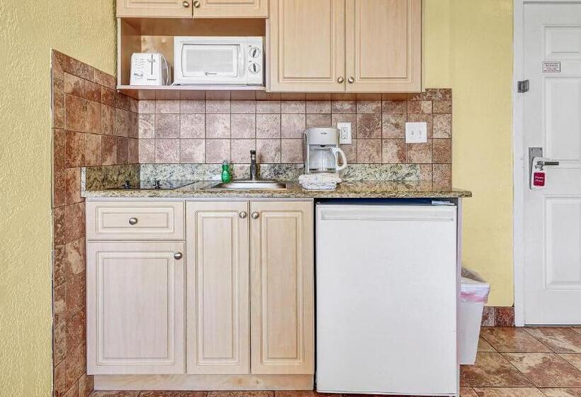 اتاق استاندارد با 2 تخت دوبل, Page Terrace Beachfront