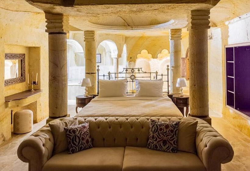 Люкс Кровать Кинг, Zeydem Suites