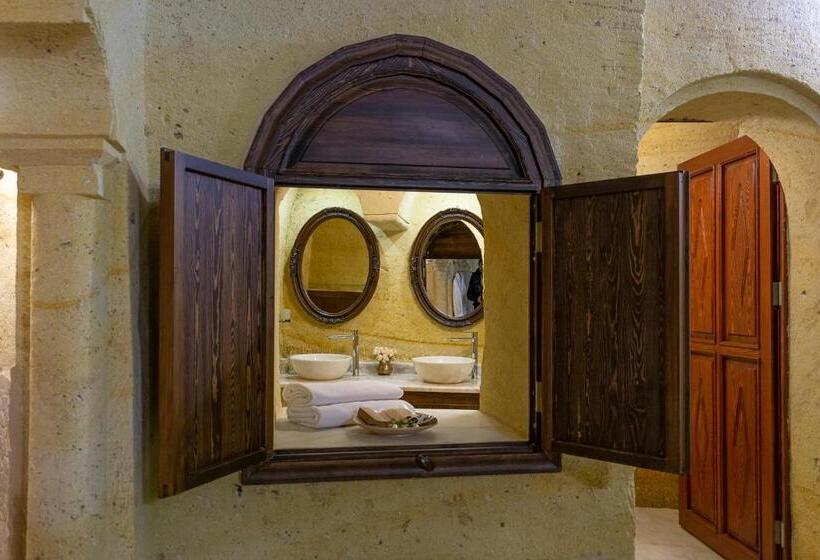 Люкс Кровать Кинг, Zeydem Suites