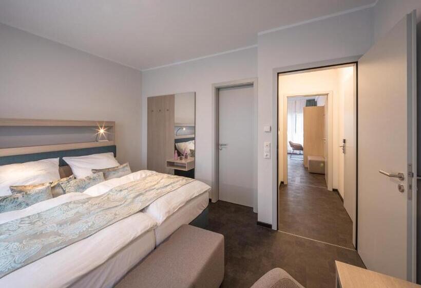 Люкс 2 Спальни, Rs Hotel   Smart & Modern Hotel Apartments