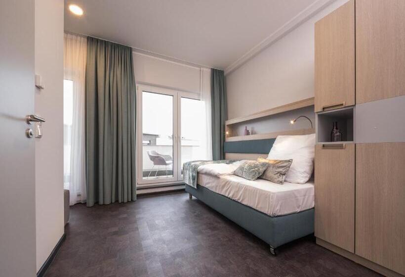 Трехместный Номер Deluxe, Rs Hotel   Smart & Modern Hotel Apartments