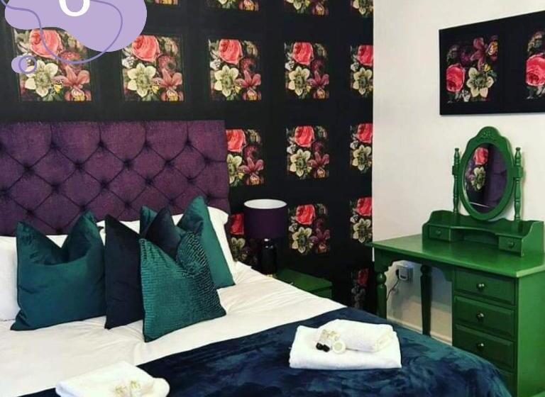Четырехместный Номер Deluxe, The Mayfair Lodge & Family Suite