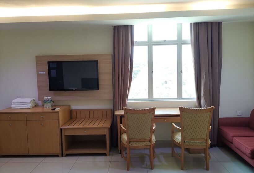 Стандартный Номер Кровать Кинг, Centre Point Tampin