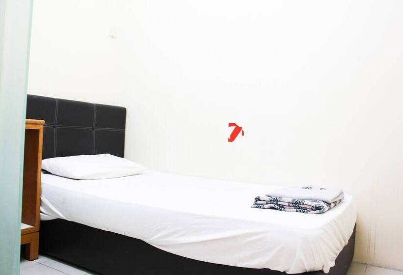 اتاق استاندارد یک نفره, Meera Heritage Motel