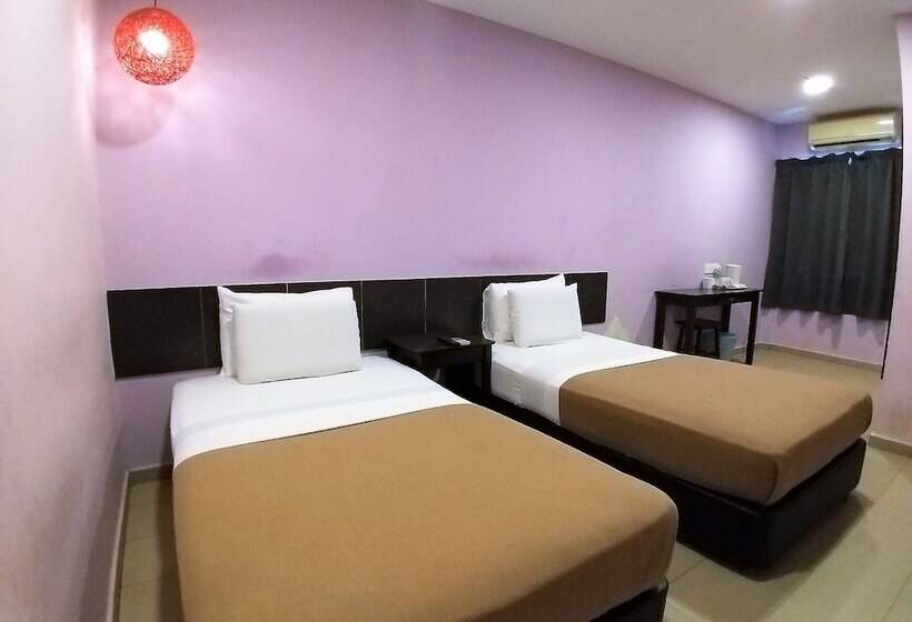 Quarto Estandar, Jelai Mentakab