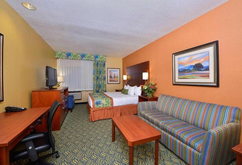 Люкс Кровать Кинг, Best Western Plus Fresno Inn