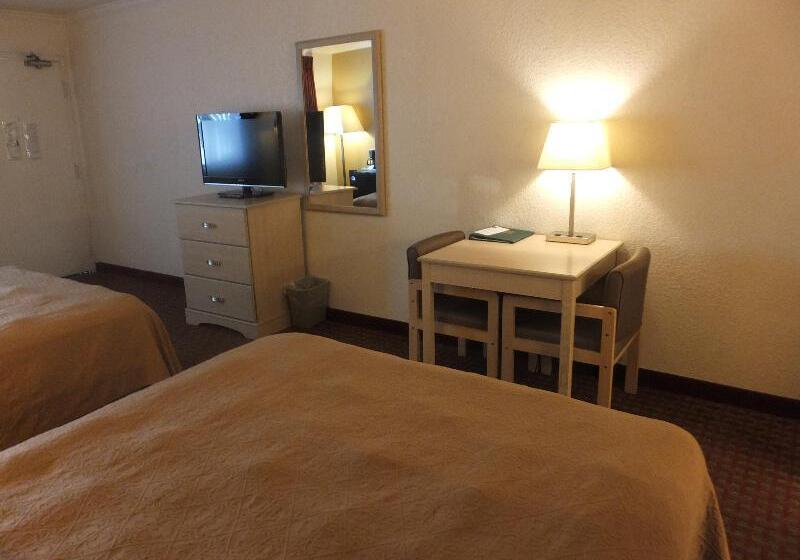 Номер Стандарт, Quality Inn & Suites Lake Havasu City
