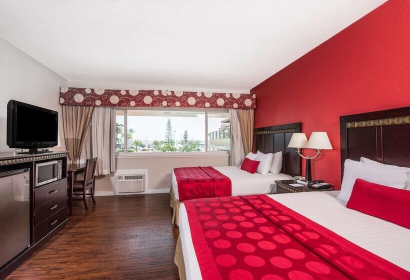 Quarto Estandar 2 Camas Casal, Ramada By Wyndham San Diego Airport