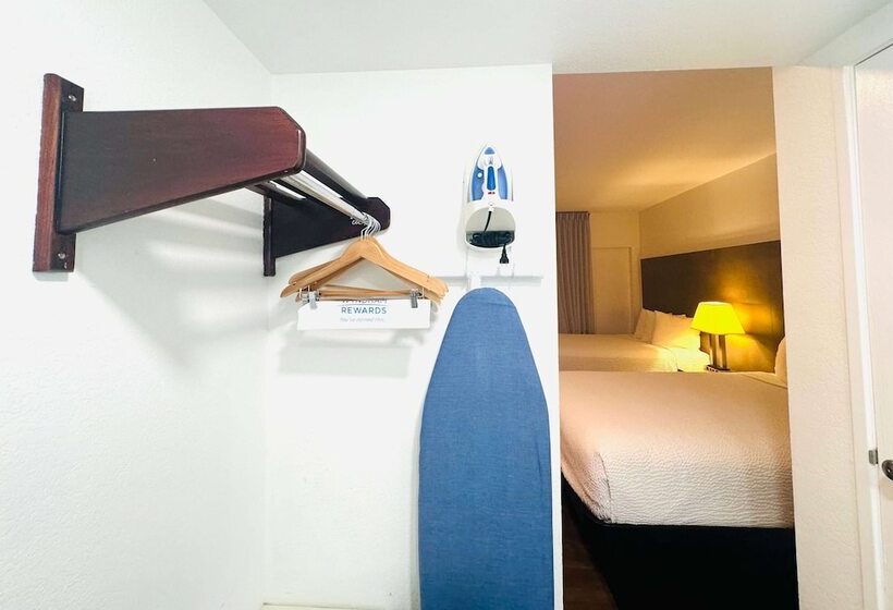 Quarto Estandar 2 Camas Casal, Ramada By Wyndham San Diego Airport