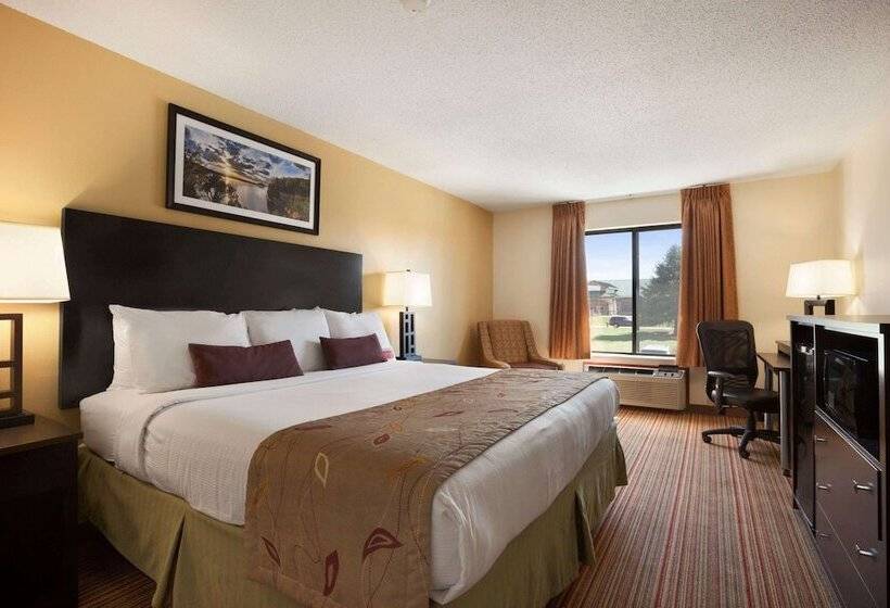 Номер Deluxe, Ramada By Wyndham Wisconsin Dells I 90