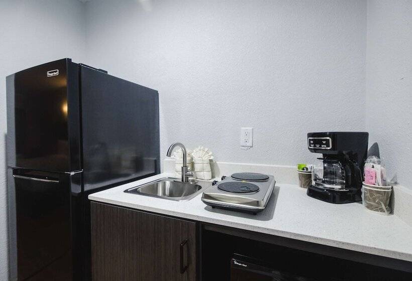 Номер Deluxe, Studio 6 Channelview Tx Baytown West
