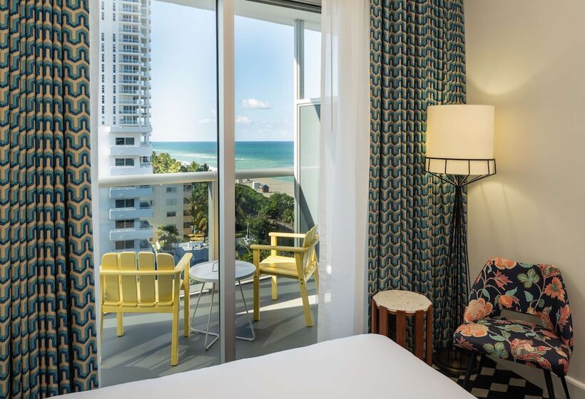 Номер Стандарт Двуспальная Кровать Вид на Море, Andaz Miami Beach, By Hyatt