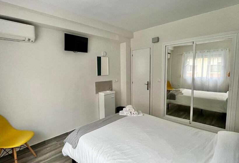 Habitación Estándar, New Click & Room