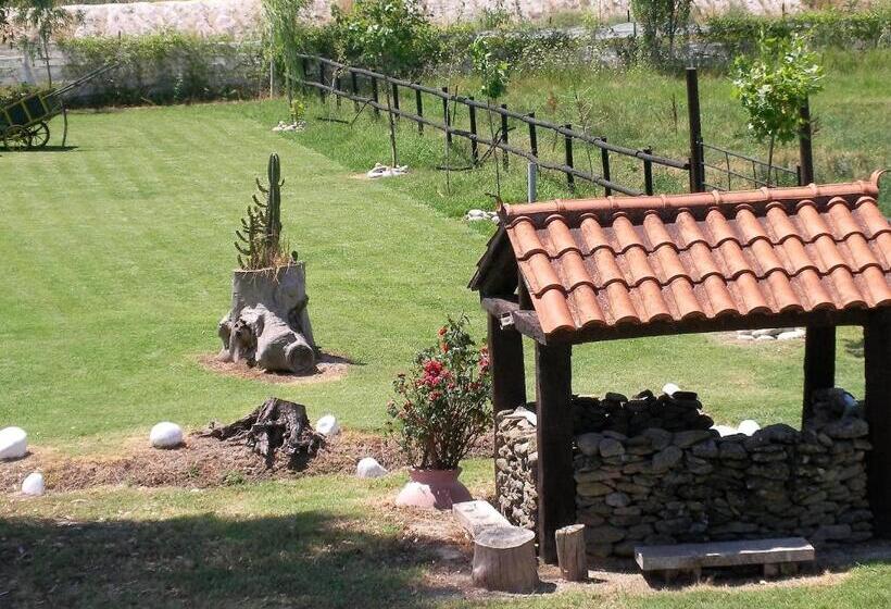 标准工作室, La Posada Hípica