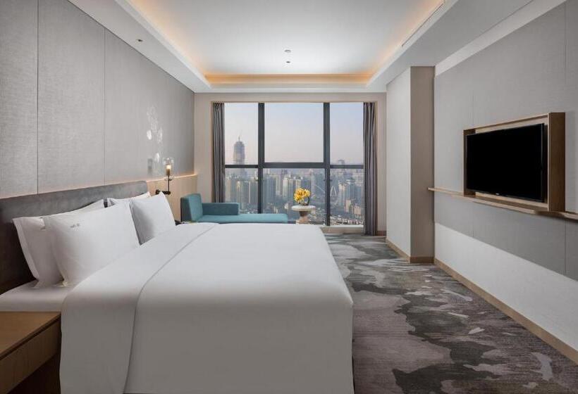 مجموعه ویستا شهر, Holiday Inn Guiyang City Center, An Ihg