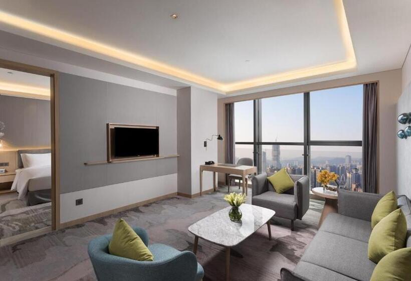 مجموعه ویستا شهر, Holiday Inn Guiyang City Center, An Ihg