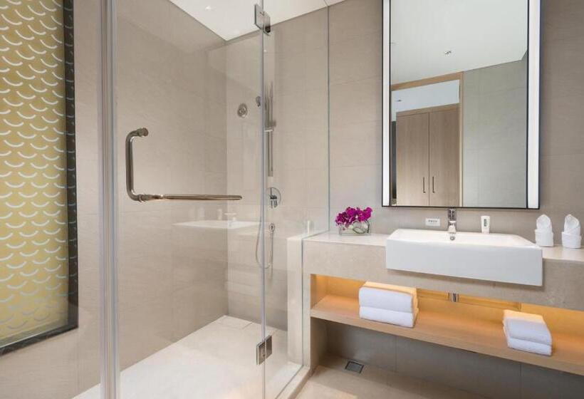 اتاق استاندارد با تخت بزرگ, Holiday Inn Guiyang City Center, An Ihg