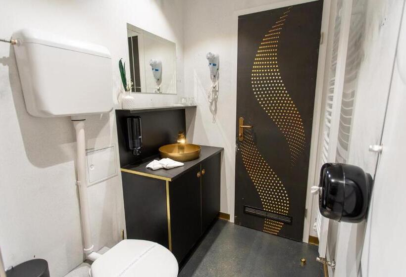 اتاق لوکس با چشم‌انداز شهر, Timeout Heritage Hotel Zagreb