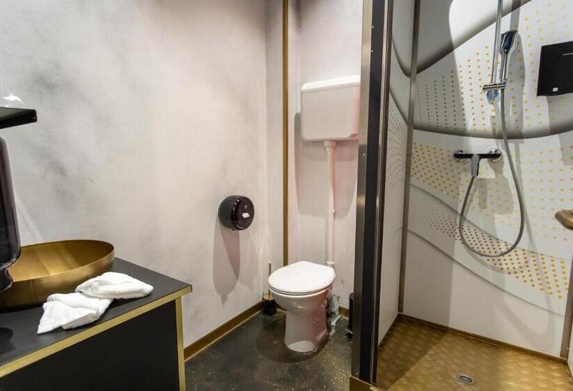 اتاق استاندارد سه نفره, Timeout Heritage Hotel Zagreb