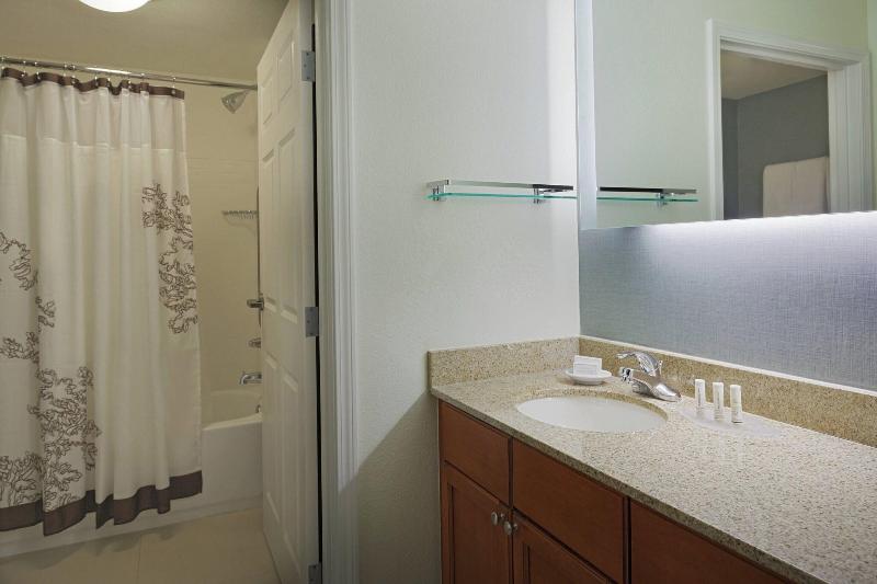 Люкс, Residence Inn Houston By The Galleria