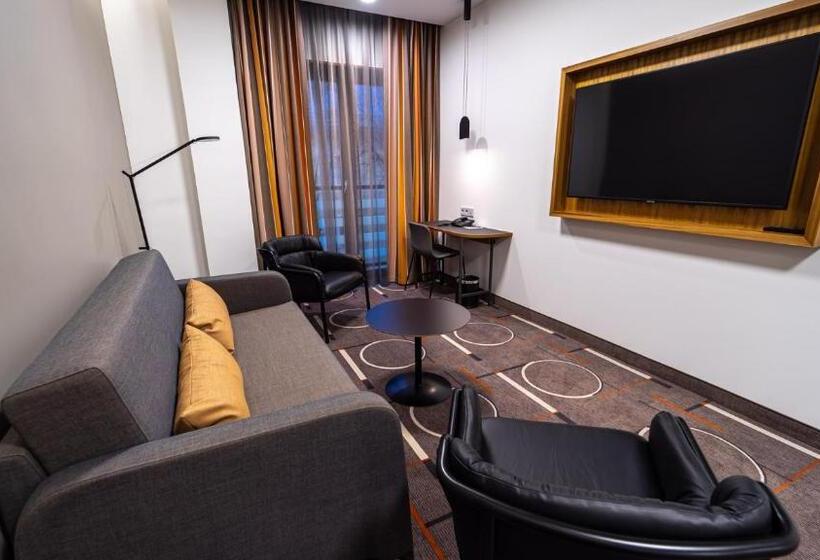 سوییت, Hestia Hotel Kentmanni