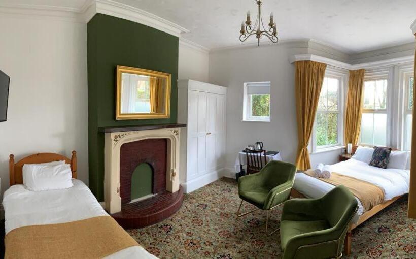 스탠다드 룸, The Cedars Ashby