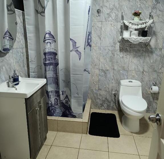 اتاق لوکس خانوادگی, Hostal Familiar S&g