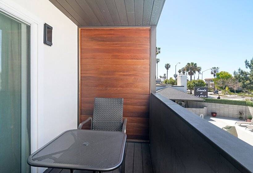 스위트 킹사이즈 침대, Sands Of La Jolla