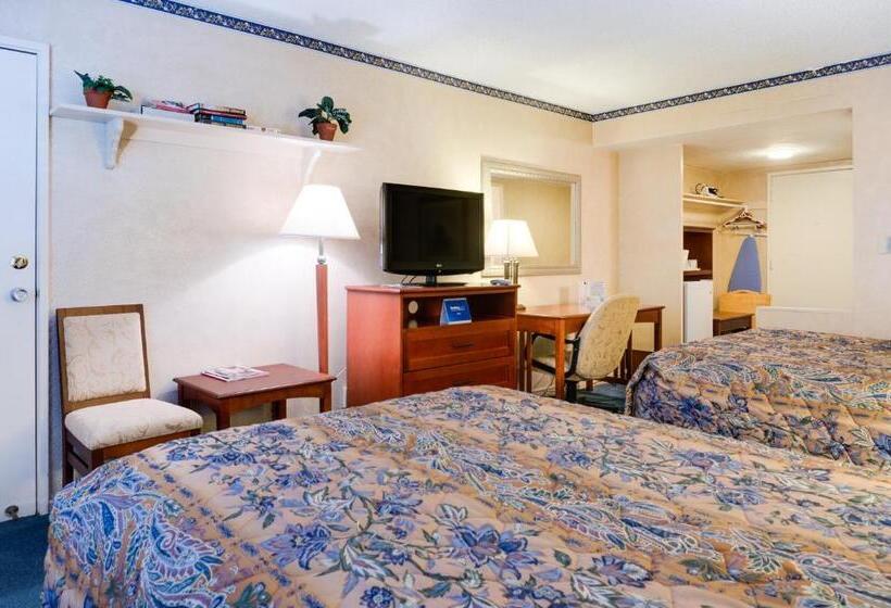 带2个双人床的标准工作室, Saga Motor Hotel Pasadena