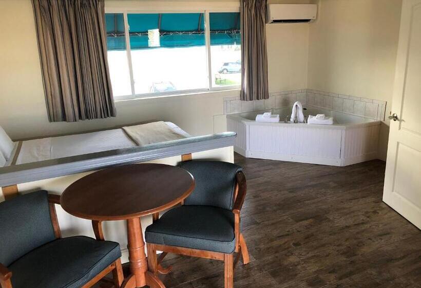 استودیو استاندارد با تخت کینگ, Sea Cliff House Motel