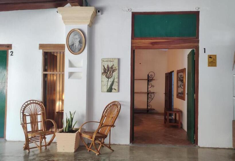Номер Стандарт, Nieto Mompox, Ubicado En El Corazón Del Centro Histórico, Frente Al Rio Magdalena En Zona De Malecón