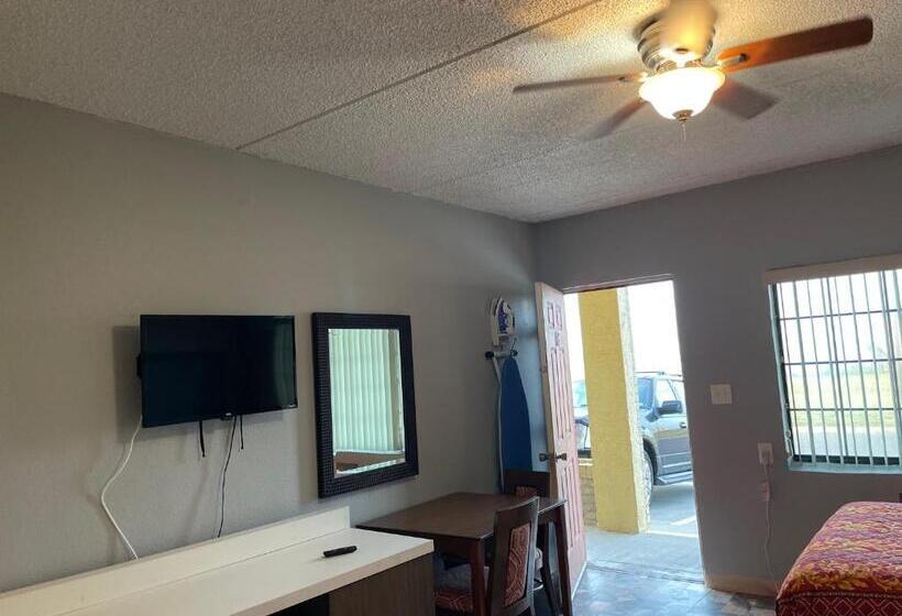 Номер Deluxe Вид на Море, Southwind Inn