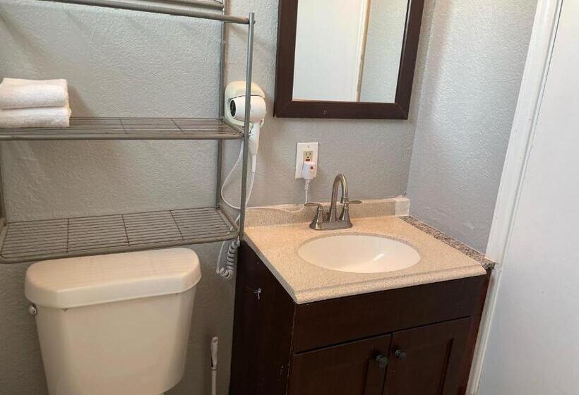 Номер Deluxe Кровать Кинг, Southwind Inn