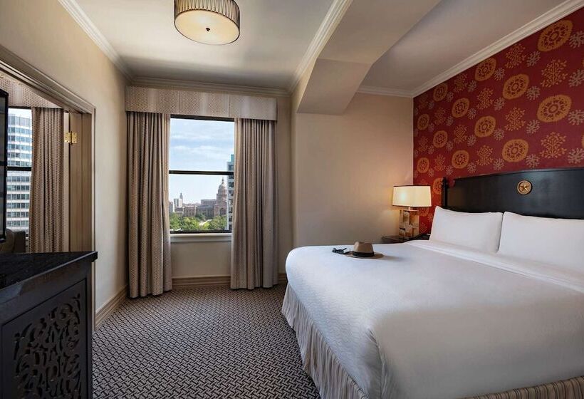 Suite Adaptada per a persones amb mobilitat reduïda, The Stephen F Austin Royal Sonesta