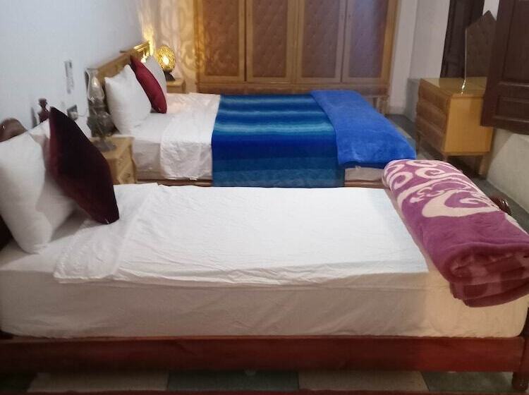 سوییت سوپریور, Dar Alami Salaj