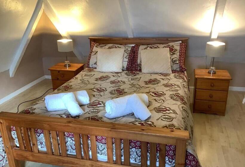 Номер Стандарт Совместная Ванная, Haelarcher Farmhouse And Helicopter B&b