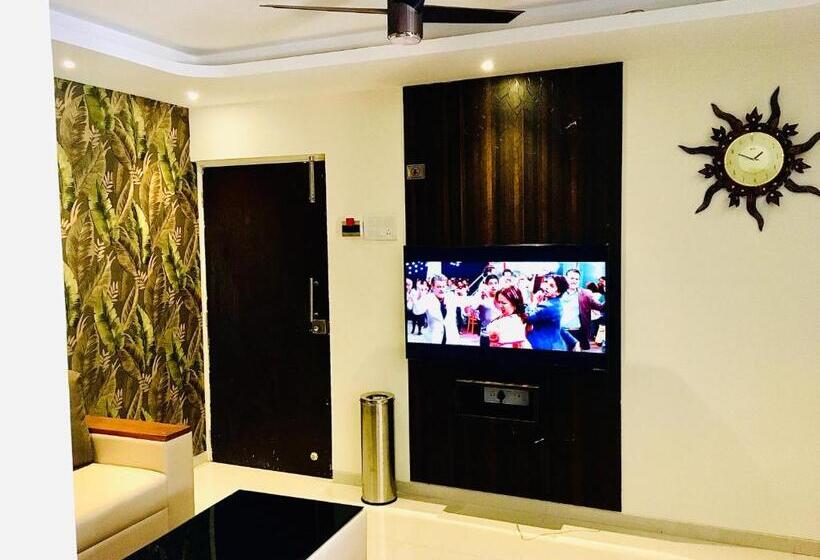 家庭套房, Kesinovo Suites