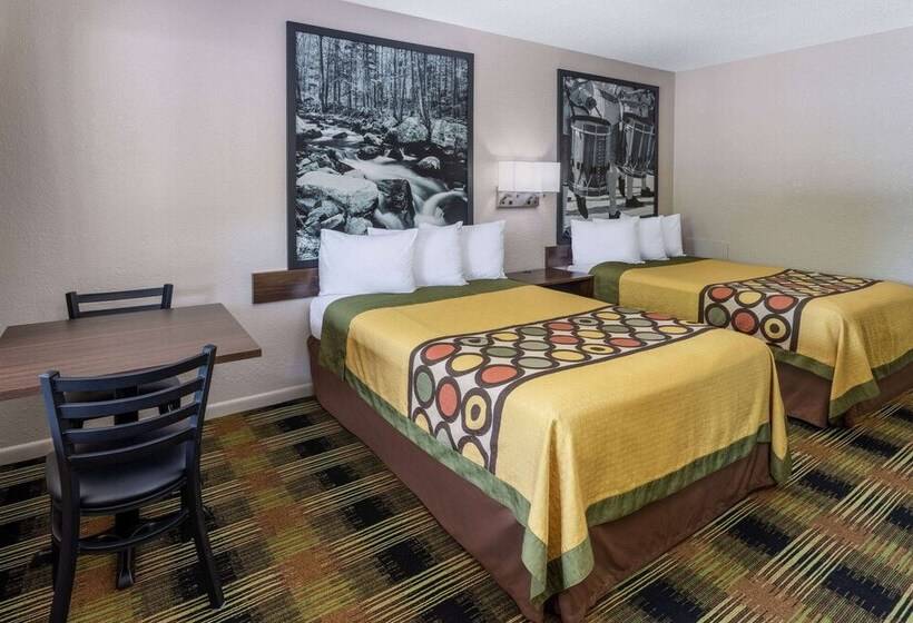Номер Стандарт 2 Двуспальные Кровати, Super 8 By Wyndham Williamsburg/historic Area