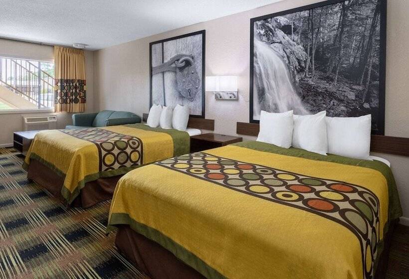 Номер Deluxe, Super 8 By Wyndham Williamsburg/historic Area