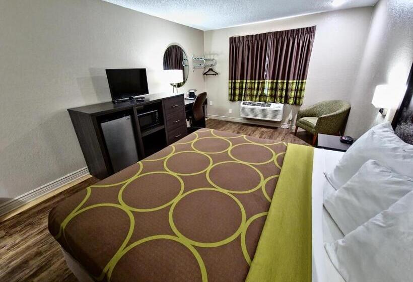 장애인을 위한 킹사이즈 침대 스탠다드 룸, Super 8 By Wyndham Goodyear/phoenix Area