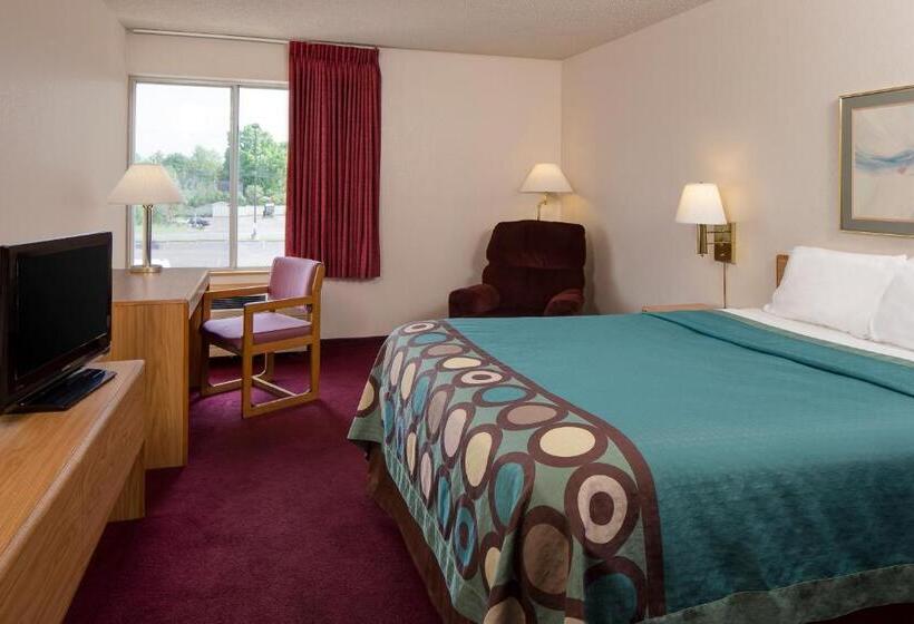 标准间, Super 8 By Wyndham Menomonie Wi