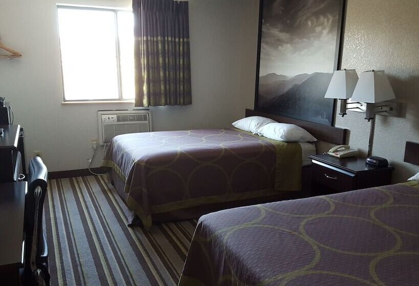 Номер Стандарт 2 Двуспальные Кровати, Super 8 By Wyndham Waynesboro