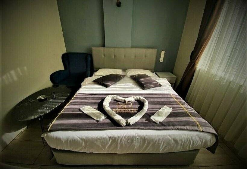 Quarto Estandar, Bornova Otel