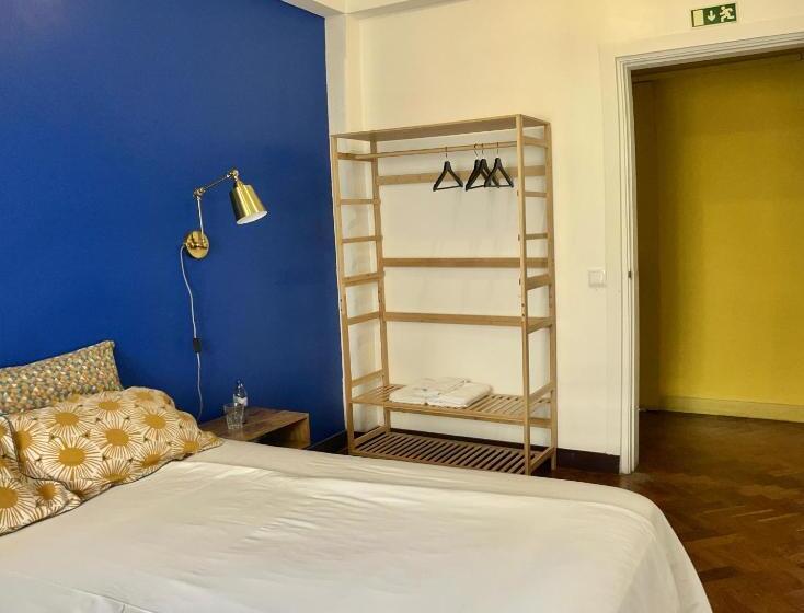 اتاق استاندارد با سرویس بهداشتی مشترک, Draft Hostel & Rooms