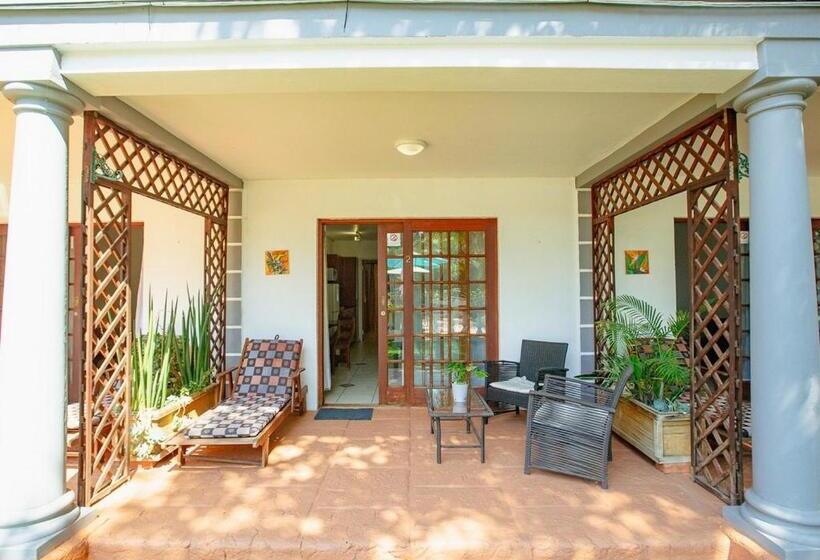디럭스 룸, Golden Candle Guest House